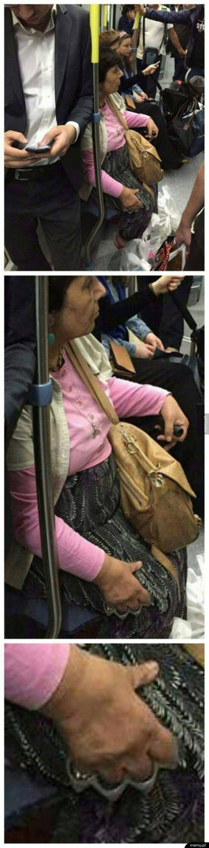 Starsza Pani w rosyjskim metrze