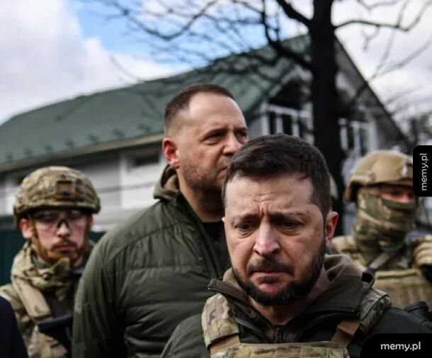 Twarz człowieka, który na własne oczy zobaczył co się wydarzyło w Buczy.