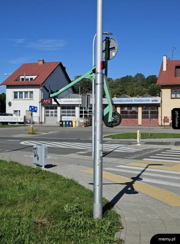 Tu żaden kask nie pomoże....