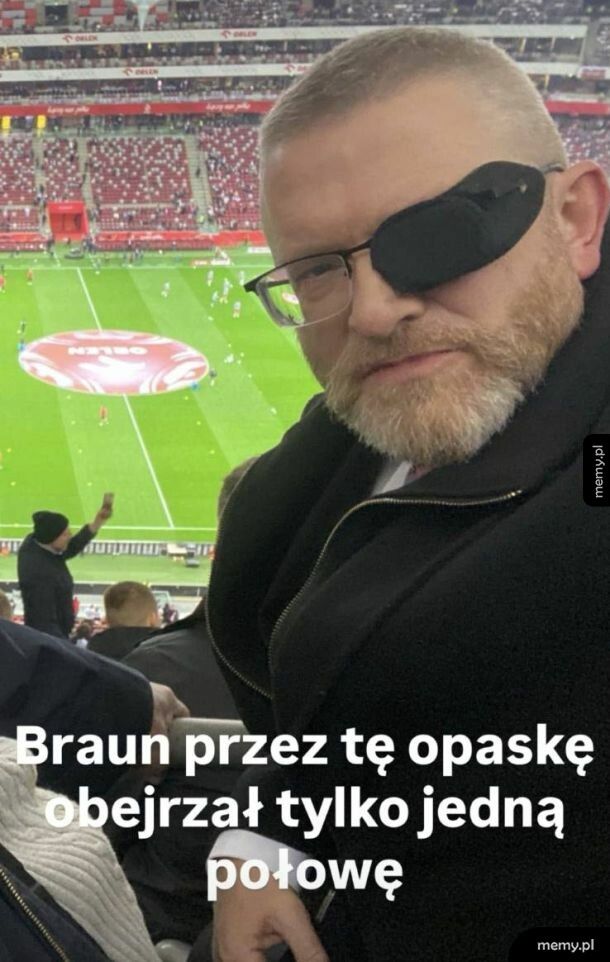 Biedny, pewnie myśli że przegraliśmy :(