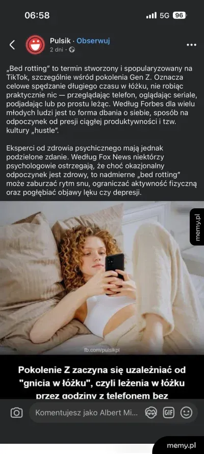 Kobieta leżąca w łóżku z telefonem, ilustracja zjawiska bed rotting.