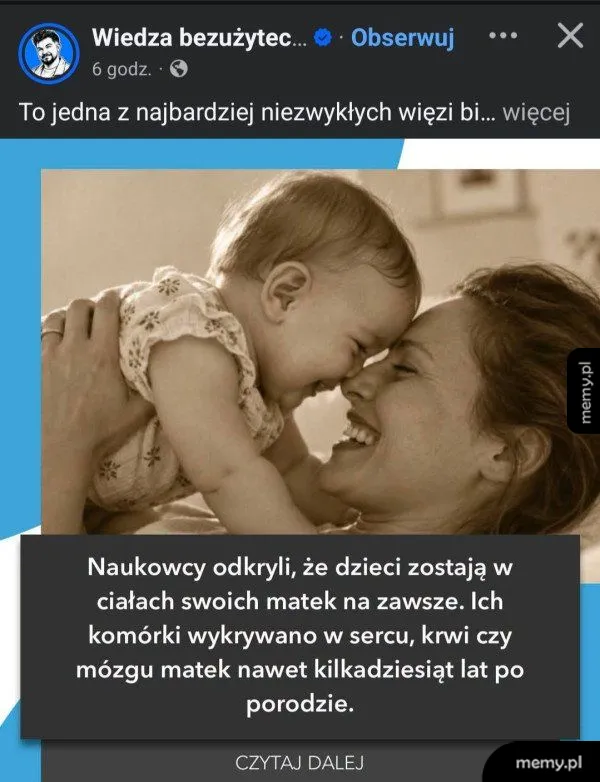 Zdjęcie matki uśmiechającej się do małego dziecka i tekst o komórkach dziecka w ciele matki.