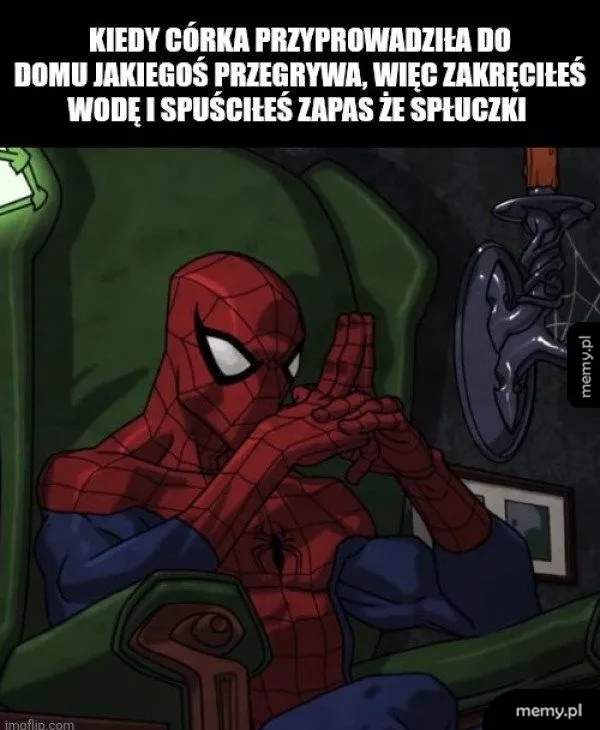 Spider-Man siedzi w fotelu z palcami splecionymi w geście złowrogiego planu.