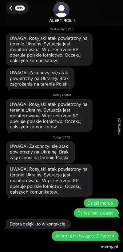 Zrzut ekranu z wiadomościami SMS od Alertu RCB i odpowiedziami użytkownika.