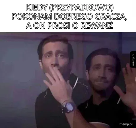 Mężczyzna z filmowym efektem glitcha macha na pożegnanie.