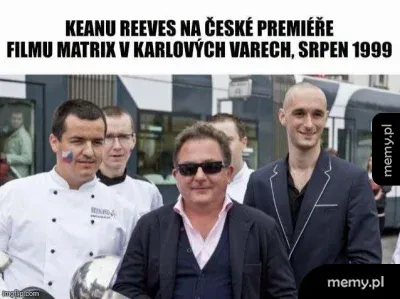 Zdjęcie Wojewódzkiego z kucharzami i podpisem o Keanu Reevesie