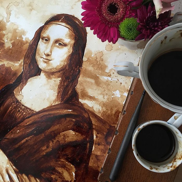 Niesamowita artystka maluje Mona Lisę... kawą!