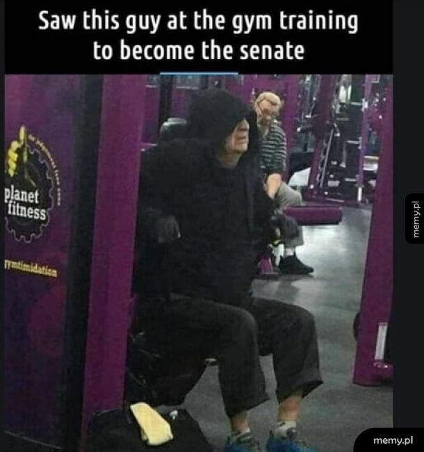 Trenuje do walki z senatem.