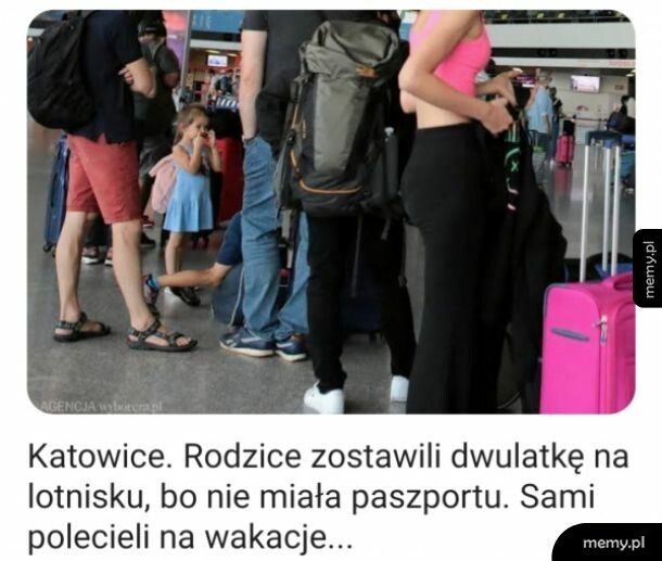 Rodzice zostawili dwulatkę na lotnisku