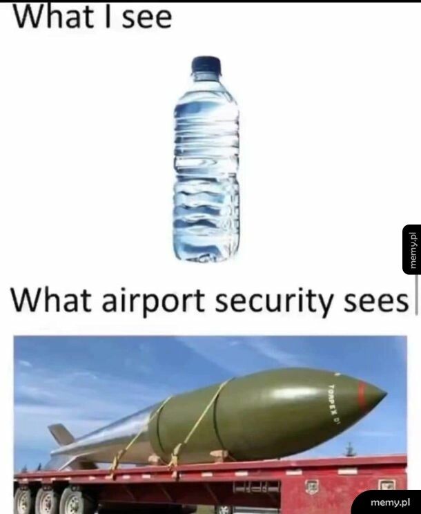 Butelka wody na lotnisku