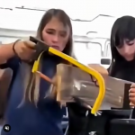 Biedna dziewczyna, bardzo się stara